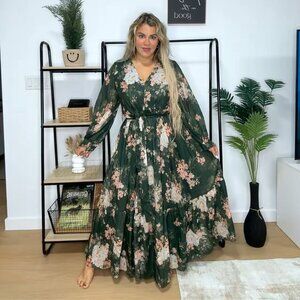 Simplee Bohemian long floral dress with long sleeves, V-neck and empire waist
